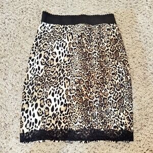 Victoria's Secret Very Sexy‎ Leopard Lace Trim Slip Size 4